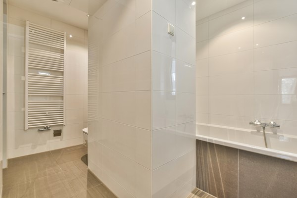 Medium property photo - Burmandwarsstraat 1, 1091 SL Amsterdam